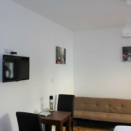 Eclectic Business & Leisure Apartment Nicosia Ngoại thất bức ảnh